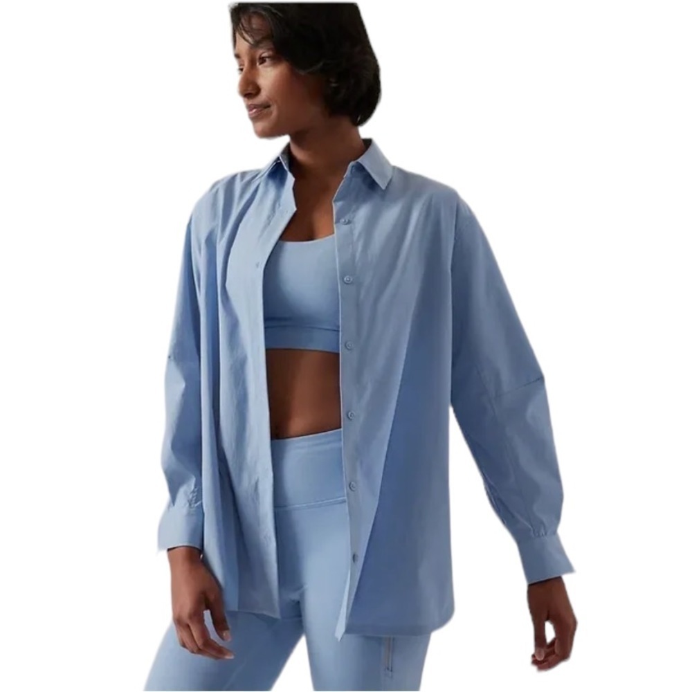Athleta Performance Poplin Top Oversized Heron Blue Medium 882549 - Picture 10 of 13